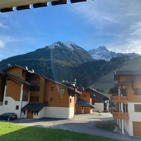 Cosy Au Pied Des Pistes De Cret Beni, Sud Avec Balcon, Parking Inclus ! - Fr-1-692-50 *